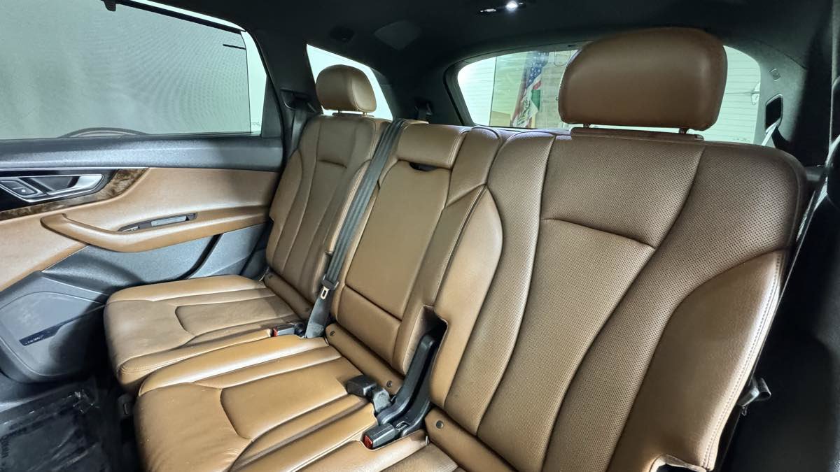 Used 2017 Audi Q7 3.0T Premium Plus AWD/4WD image 31
