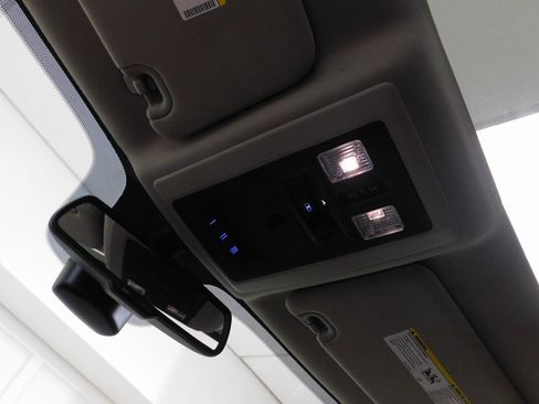 Used 2015 RAM 3500 Laramie Longhorn image 75