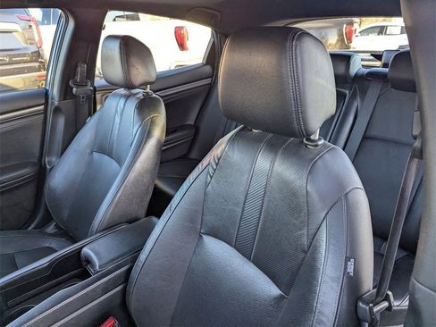 Used 2019 Honda Civic Sport Touring image 14