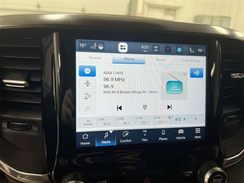 Used 2022 RAM 1500 Laramie image 12