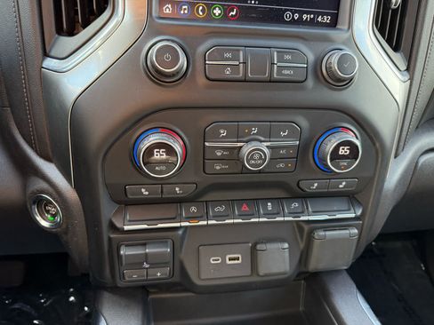 Used 2021 Chevrolet Silverado 1500 RST w/ All Star Edition Plus AWD/4WD image 19