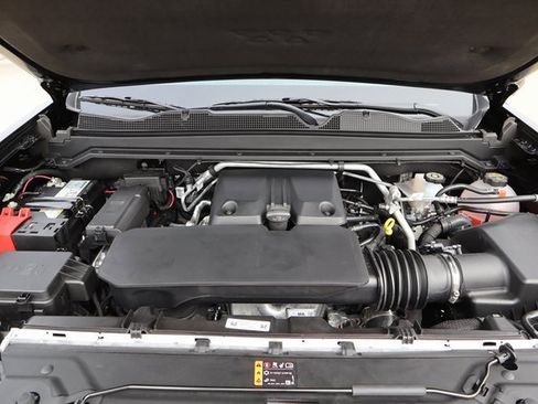 New 2025 Chevrolet Colorado Trail Boss w/ Midnight Edition image 28