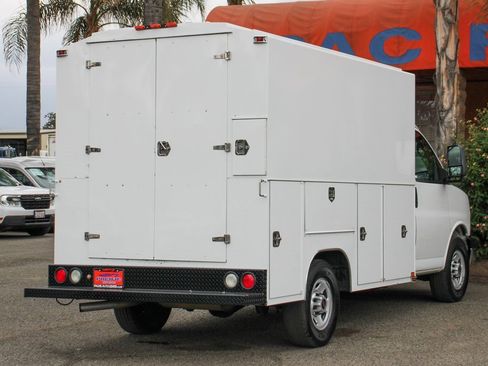 Used 2012 GMC Savana 3500 image 10