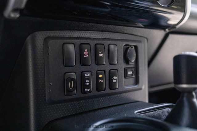 Used 2007 Toyota FJ Cruiser 4WD w/ TRD Special Edition image 45