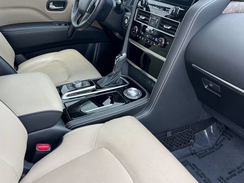 Certified 2023 INFINITI QX80 Premium Select w/ Cargo Package AWD/4WD image 16