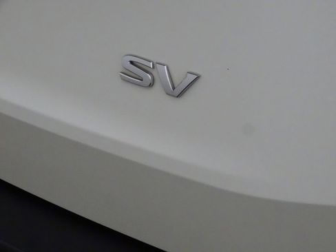 Used 2023 Nissan Rogue SV image 44