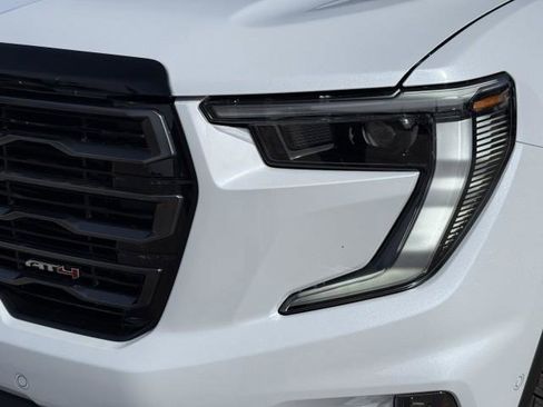 New 2026 GMC Acadia AT4 w/ Super Cruise Package image 15