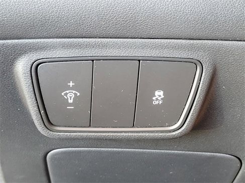 Used 2022 Hyundai Tucson SEL w/ Cargo Package image 16