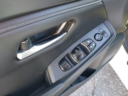 Used 2024 Nissan Sentra SV w/ All-Weather Package FWD image 9