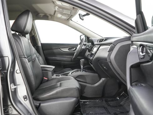 Used 2016 Nissan Rogue SL AWD/4WD image 11