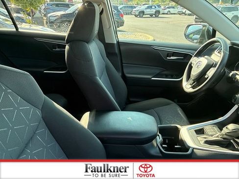 Certified 2025 Toyota RAV4 XLE AWD/4WD image 21