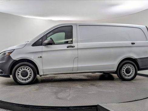 Used 2019 Mercedes-Benz Metris image 3