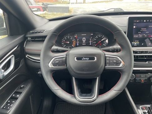 Used 2024 Jeep Compass Trailhawk w/ Trailhawk Convenience Group image 20