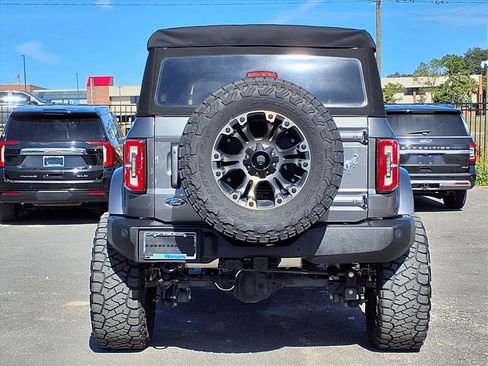 Used 2022 Ford Bronco Outer Banks image 6