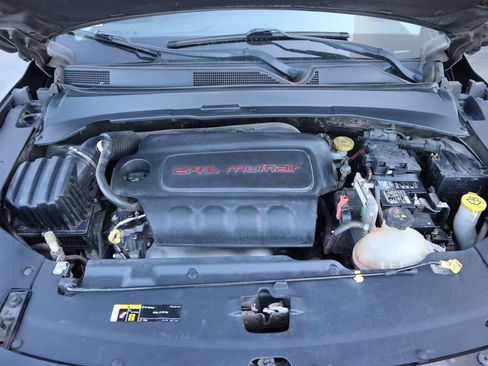 Used 2018 Jeep Compass Limited w/ Navigation Group image 12