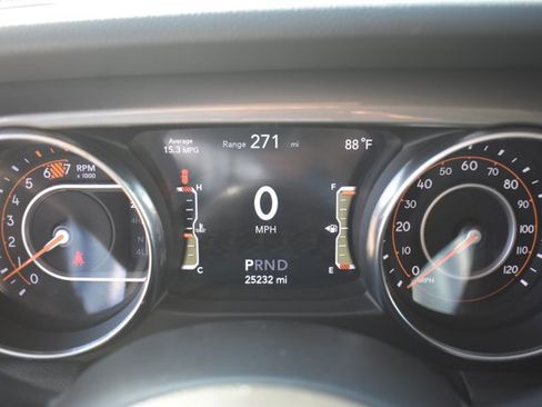 Used 2023 Jeep Wrangler Unlimited Sahara w/ Cold Weather Group AWD/4WD image 21