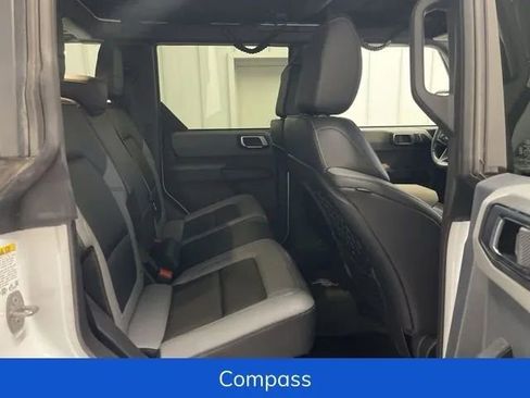 Used 2023 Ford Bronco Big Bend image 14