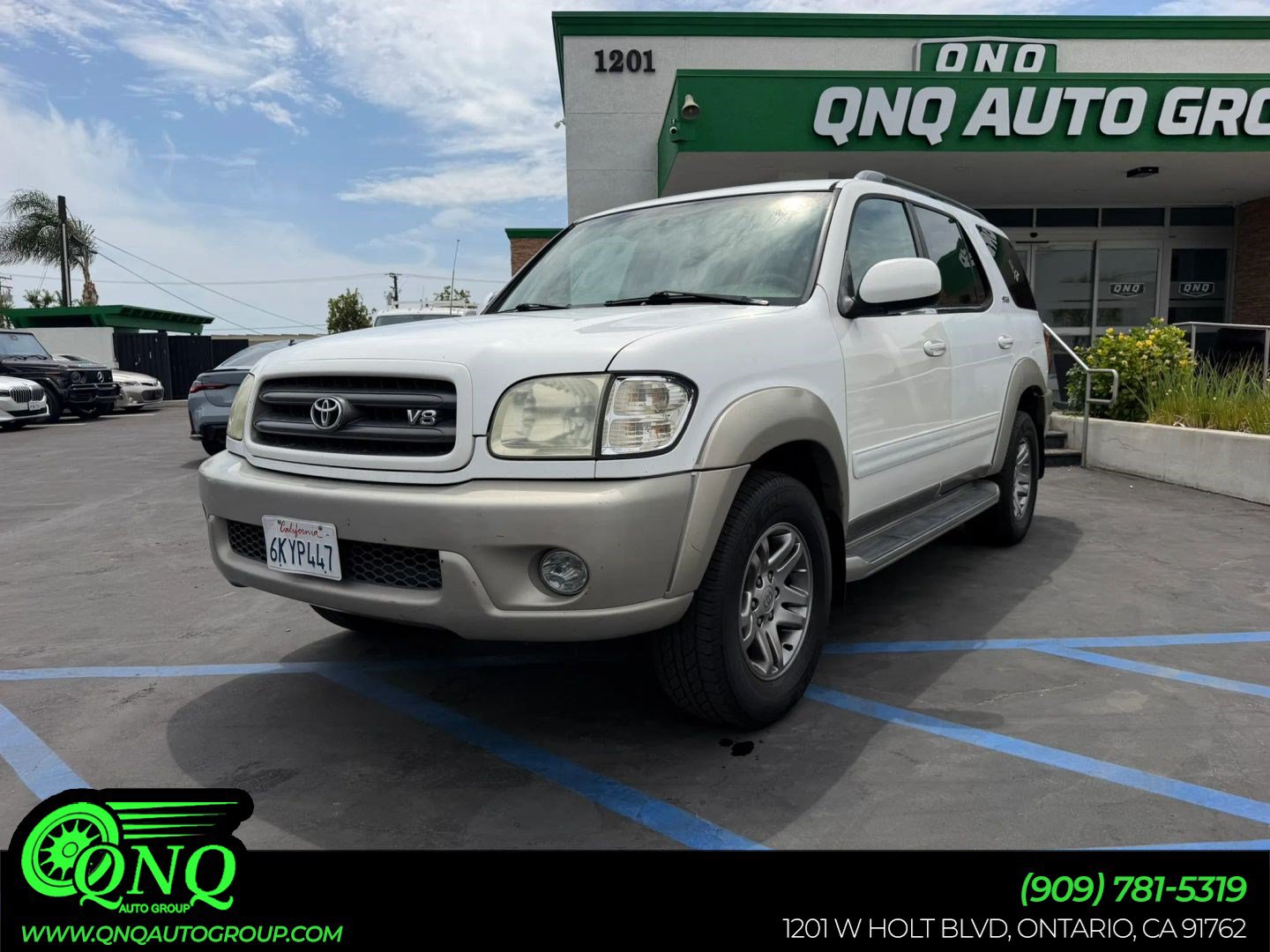 Used 2004 Toyota Sequoia SR5 RWD image 1