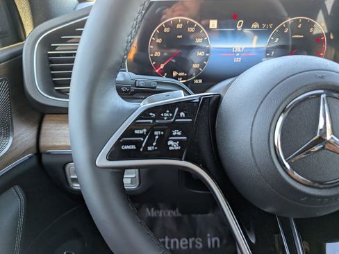 New 2026 Mercedes-Benz GLE 450 4MATIC image 28