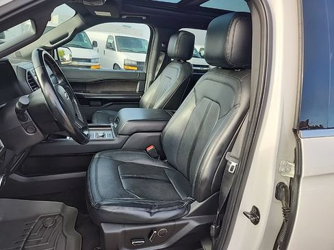 Used 2018 Ford Expedition Max Limited w/ Equipment Group 302A AWD/4WD image 34