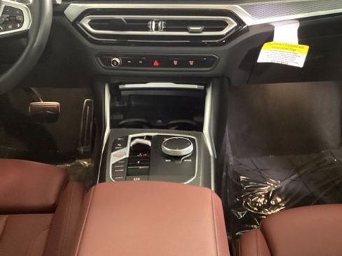 Used 2023 BMW 330i xDrive Sedan w/ M Sport Package image 22