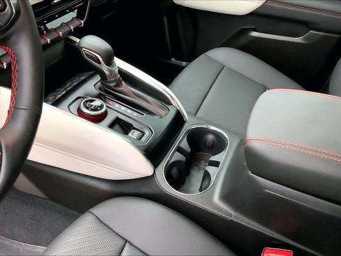 Certified 2024 GMC Canyon AT4X AWD/4WD image 16