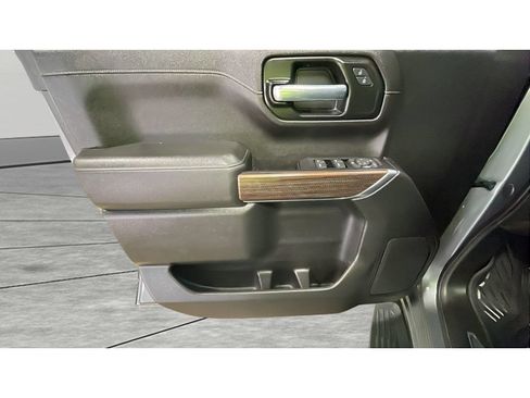 Used 2020 Chevrolet Silverado 1500 RST AWD/4WD image 10