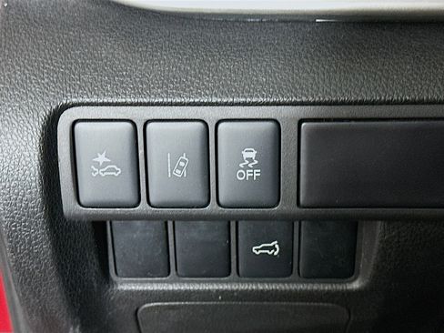 Used 2024 Mitsubishi Eclipse Cross SE image 16