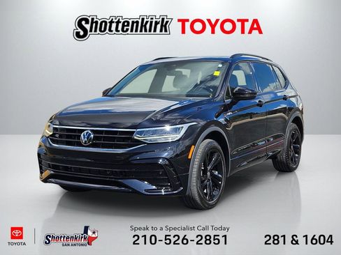 Used 2024 Volkswagen Tiguan SE R-Line w/ MDO Package, Three-Row FWD image 1