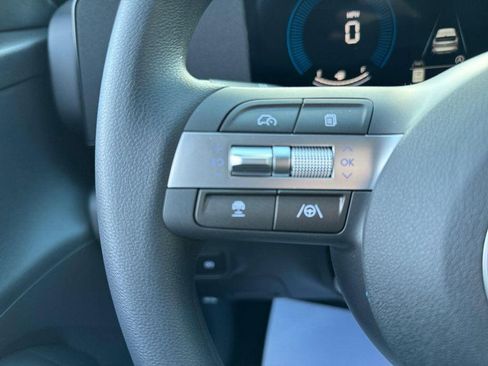 New 2026 Hyundai Kona SE image 17