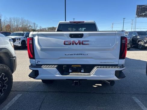 New 2025 GMC Sierra 2500 Denali w/ Denali Reserve Package image 10
