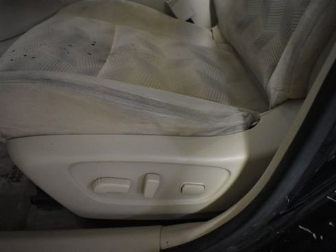 Used 2014 Nissan Rogue SV AWD/4WD image 12