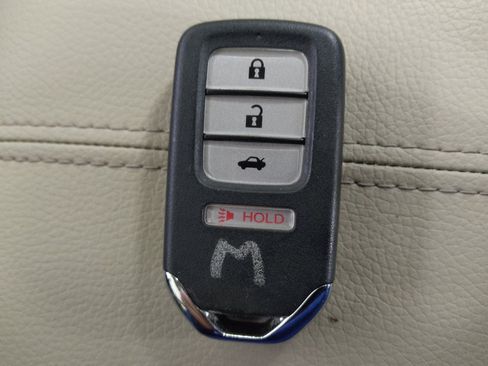 Used 2015 Honda Accord EX-L image 32