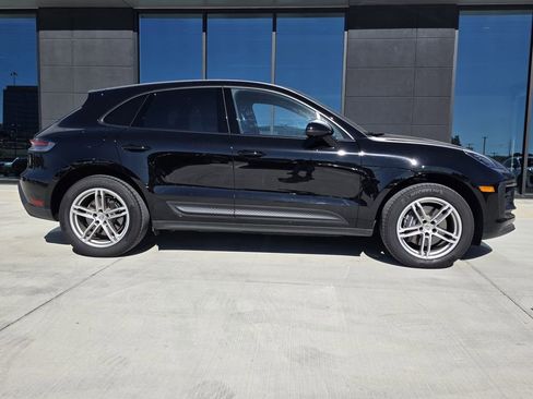 Used 2025 Porsche Macan image 7