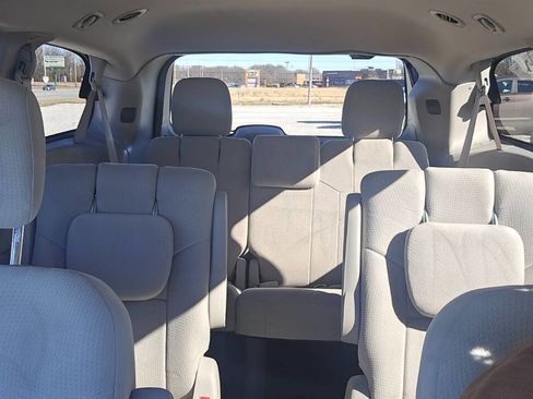 Used 2011 Dodge Grand Caravan Mainstreet w/ PWR Convenience Group image 5