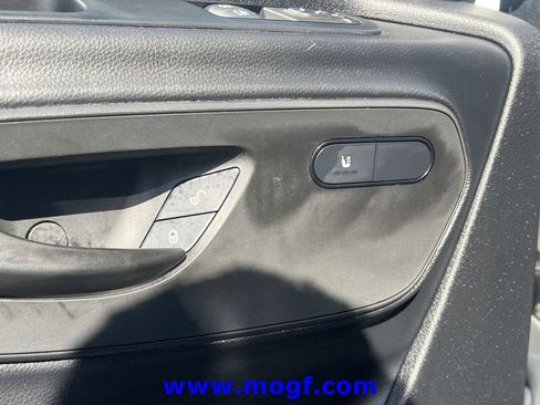 Used 2025 Mercedes-Benz Sprinter 2500 image 16