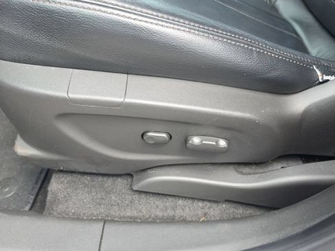 Used 2019 Buick Encore Sport Touring FWD image 15