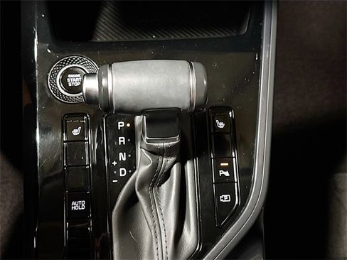 Used 2023 Kia Niro EX image 17