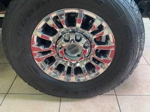 Used 2020 Ford F350 XLT w/ XLT Premium Package image 29