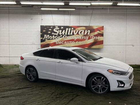 Used 2020 Ford Fusion Titanium image 12
