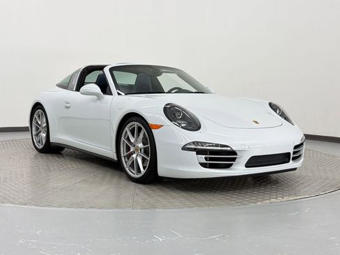 Certified 2016 Porsche 911 Targa 4S AWD/4WD image 7