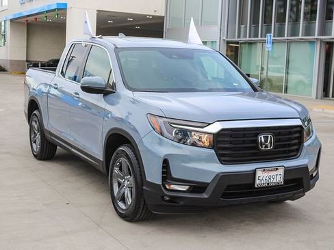 Used 2023 Honda Ridgeline RTL image 3