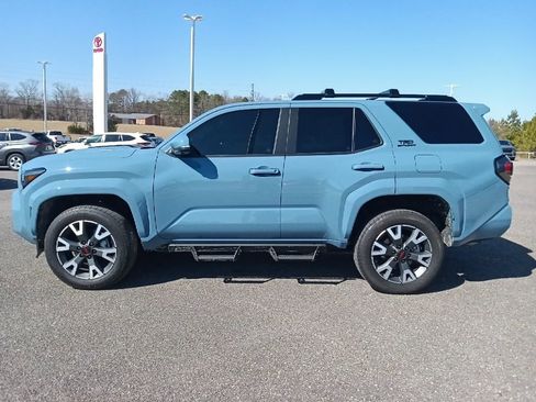 Used 2025 Toyota 4Runner TRD Sport Premium image 6