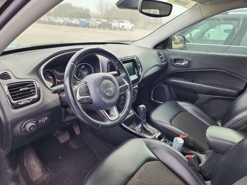 Used 2020 Jeep Compass Latitude image 5