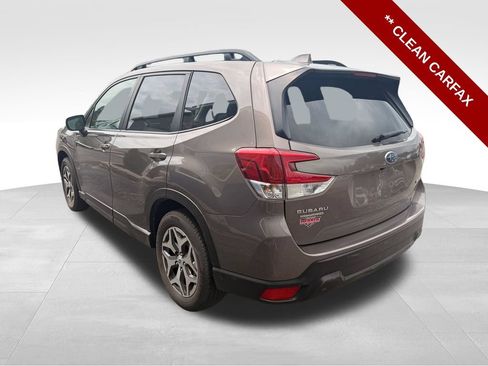 Used 2023 Subaru Forester Premium AWD/4WD image 3