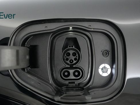 Used 2024 Ford Mustang Mach-E Premium image 26