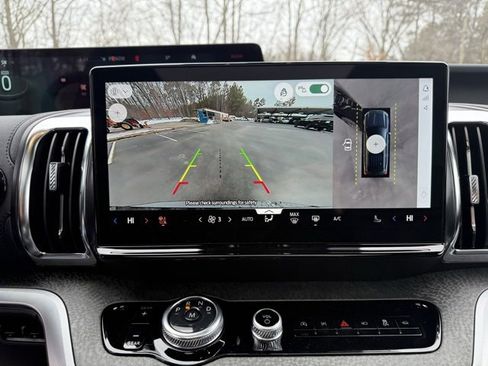 New 2025 Ford Expedition Tremor image 17