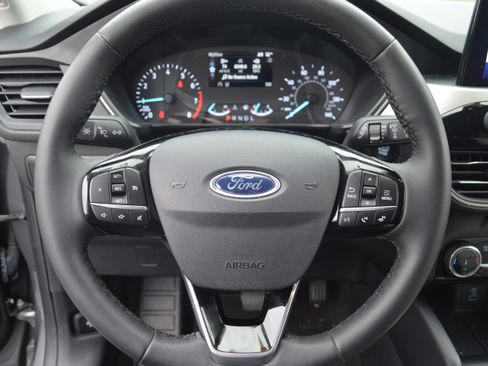 Used 2022 Ford Escape SE w/ Convenience Package image 13