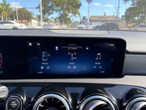 Used 2025 Mercedes-Benz CLA 250 image 22