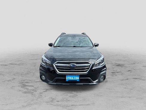 Used 2019 Subaru Outback 2.5i Limited AWD/4WD image 4